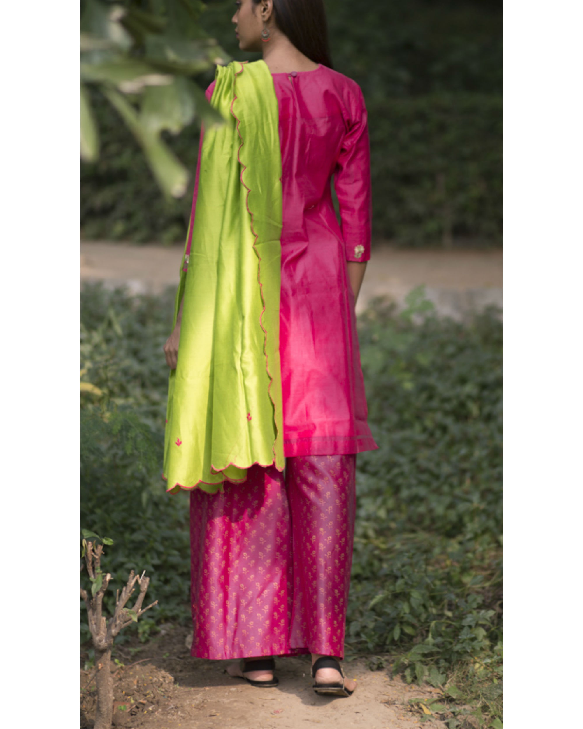 pink suit with green dupatta