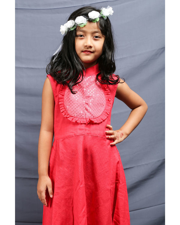 gulabi colour ka gown