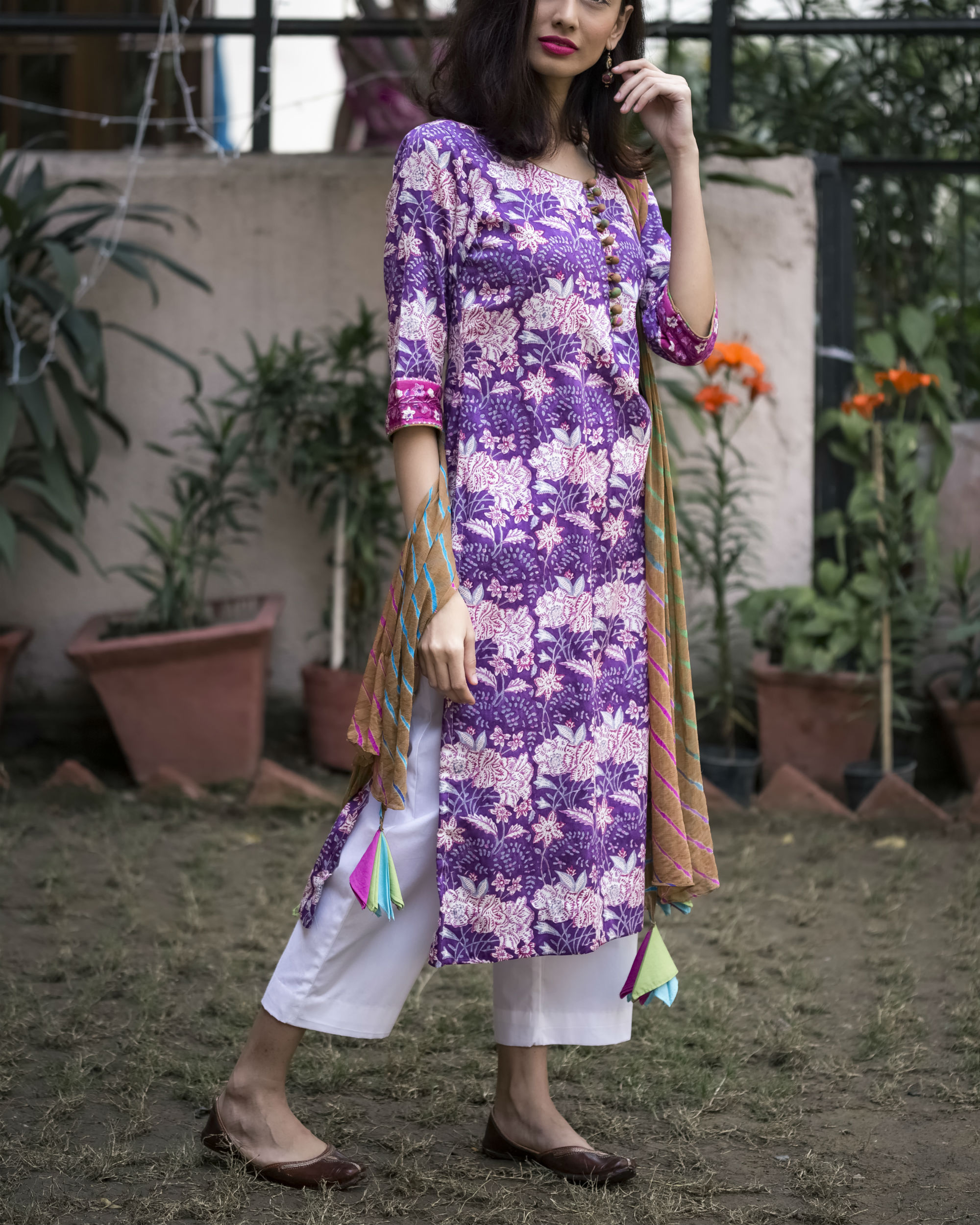 Purple floral kurta set by Raasleela | The Secret Label