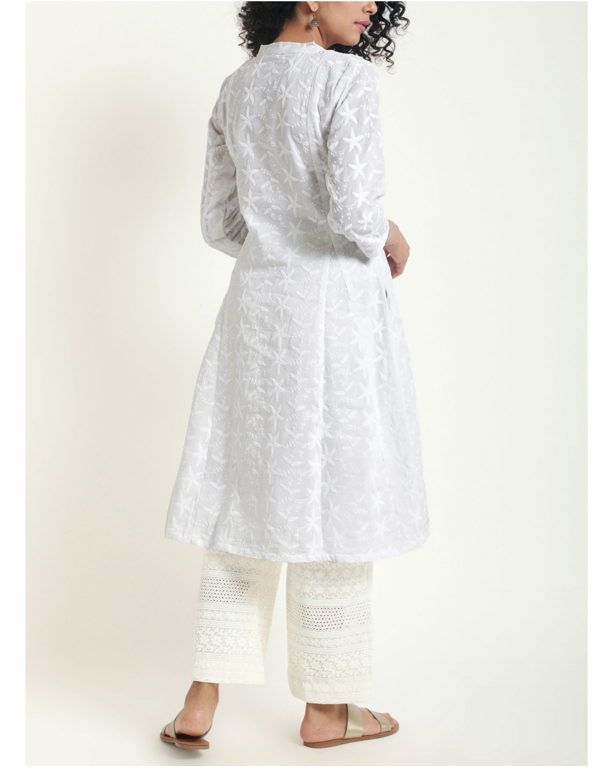 Chikan Kurta Ivory Pant Set by trueBrowns The Secret Label
